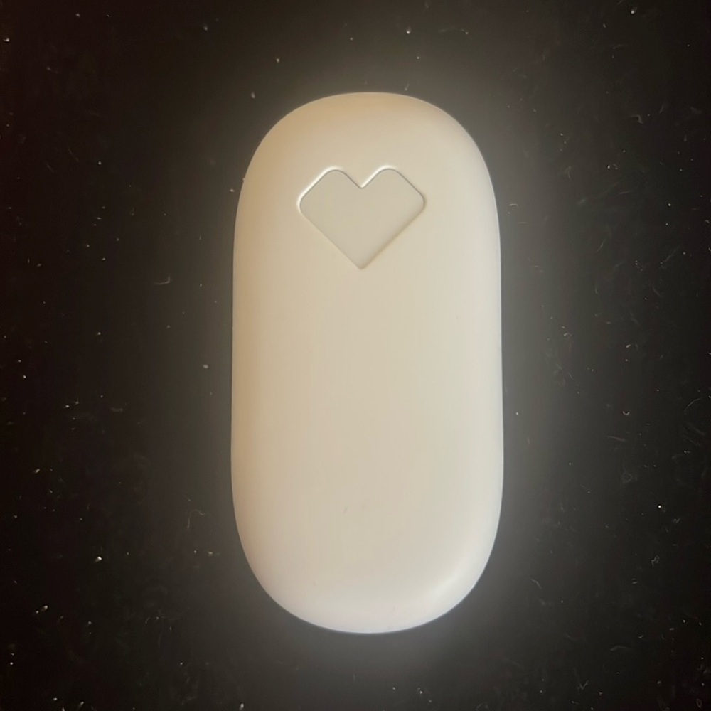 CALMING BREATHING COACH WITH CHARGING CORD & INSTRUCTIONS